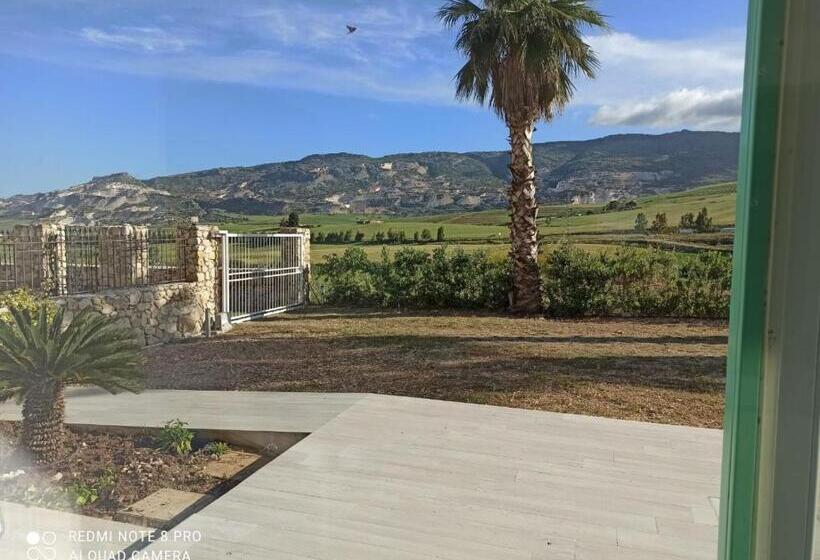 פנסיון Villa Degli Alberi