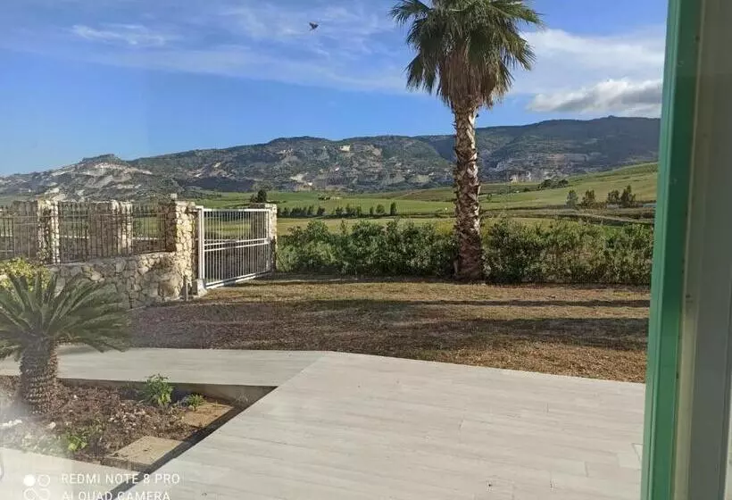 پانسیون Villa Degli Alberi
