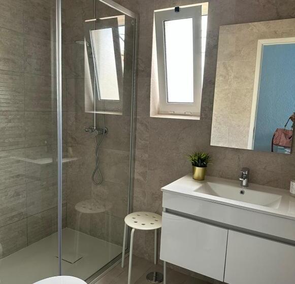 Quarteira Home Beach Férias Tranquilas A 1km Da Praia Totalmente Renovado