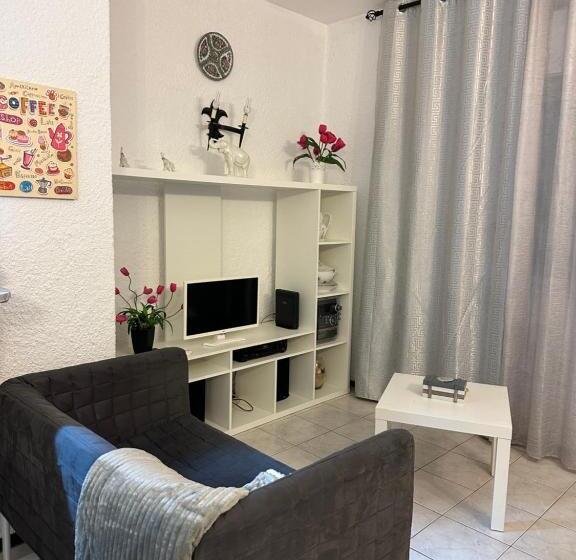 Quarteira Home Beach Férias Tranquilas A 1km Da Praia Totalmente Renovado