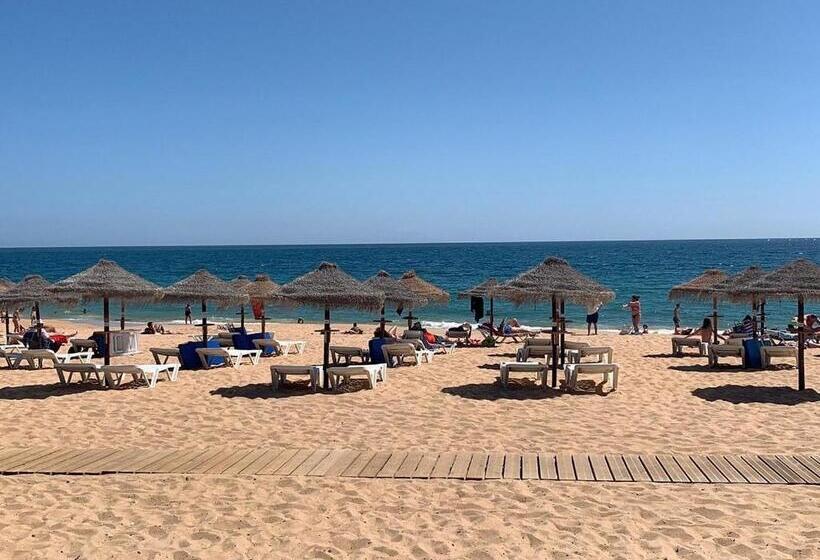 Quarteira Home Beach Férias Tranquilas A 1km Da Praia Totalmente Renovado