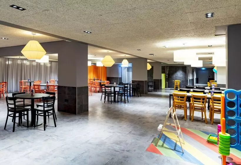 호텔 a&o Stuttgart City