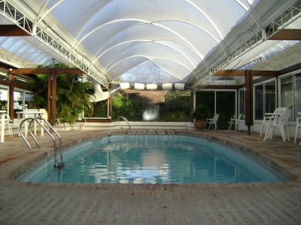 هتل Hostal de la Sierra del Tandil