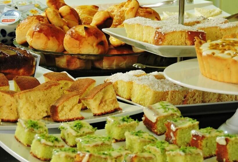 هتل Ponta Do Morro