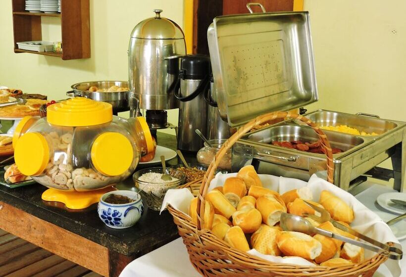 هتل Ponta Do Morro