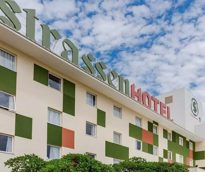 Hotel Strassen