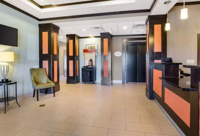 Отель Hallmarc Studios