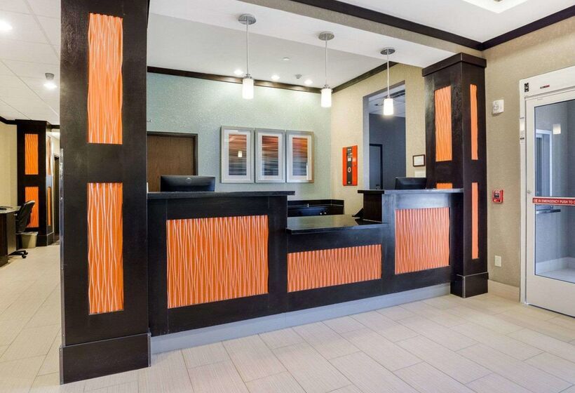 Hotel Hallmarc Studios