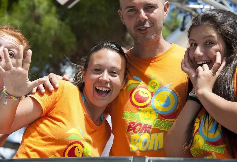 هتل Villaggio Capo Vieste Camping
