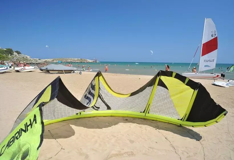 هتل Villaggio Capo Vieste Camping