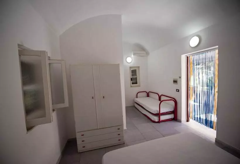 هتل Villaggio Capo Vieste Camping