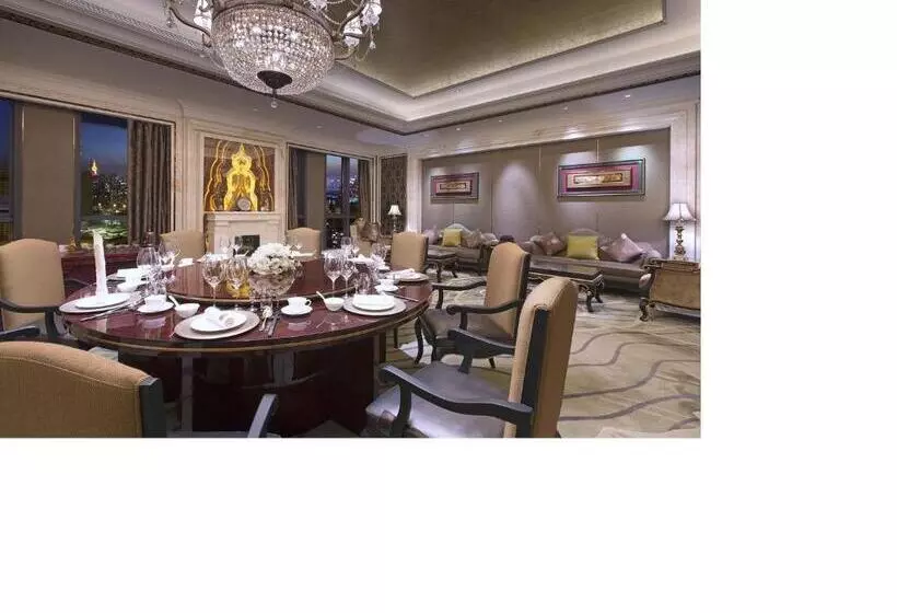 هتل Wanda Vista Tianjin