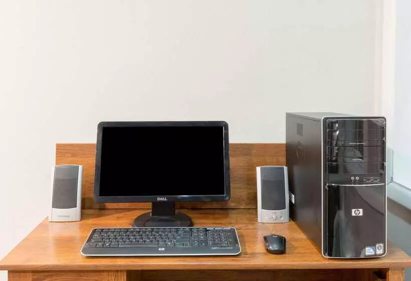 Motel Baymont By Wyndham Henrietta   Rochester