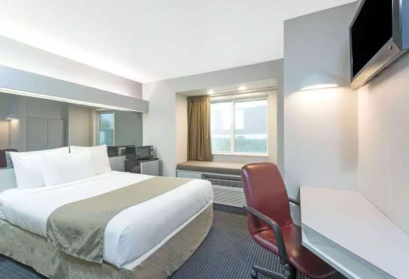 Motel Baymont By Wyndham Henrietta   Rochester