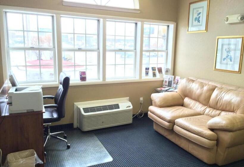 فندق على الطريق Baymont By Wyndham Henrietta   Rochester