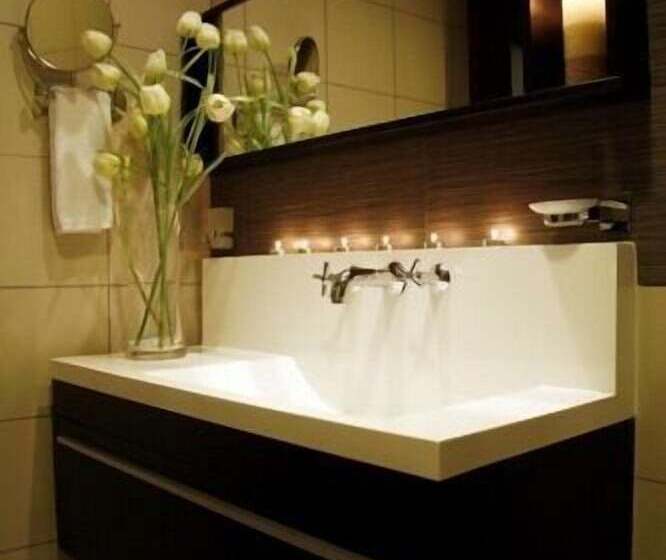 The Sealoft Boutique Chalets