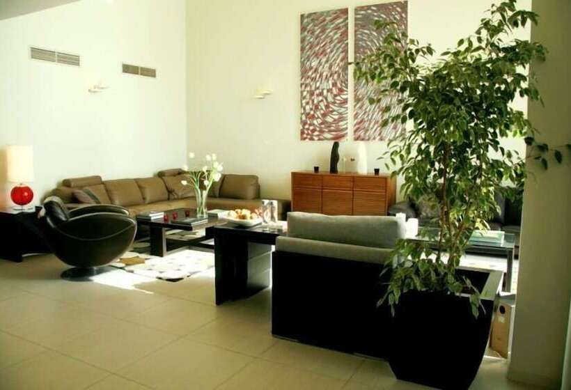 The Sealoft Boutique Chalets