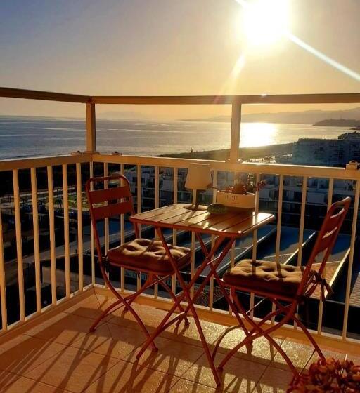 Apartamento ático Penthouse Faro De Torrox