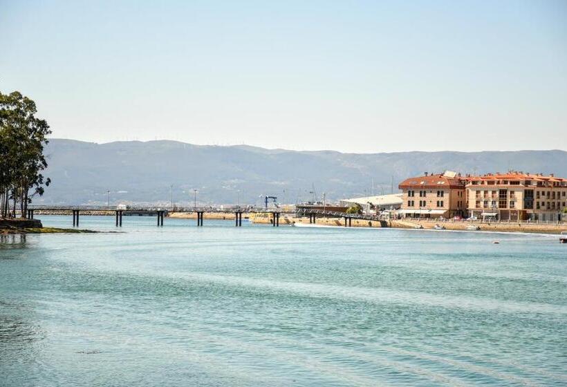 Arco Da Vella Apartamentos Con Vistas Al Mar
