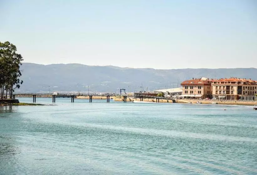 Arco Da Vella Apartamentos Con Vistas Al Mar