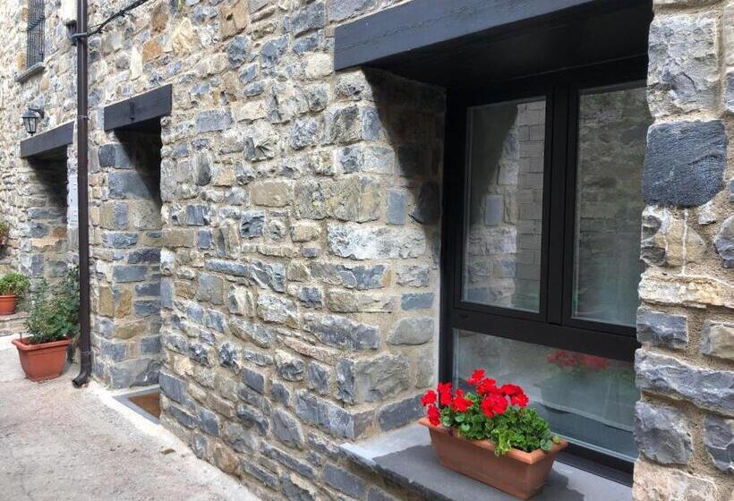 Casita Mondoto, Encanto En El Pirineo