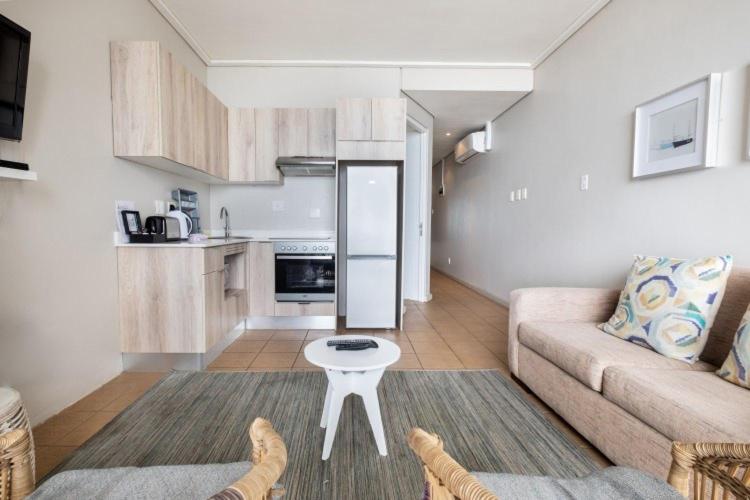 Durban Point Waterfront, 805 Quayside 40 Canalquay Rd