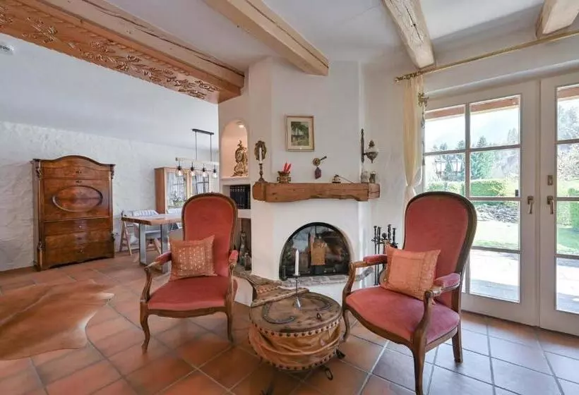 Haus Bella