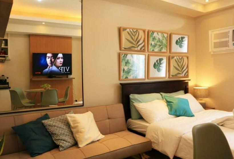 Joyful Hub With Netflix At Sunvida