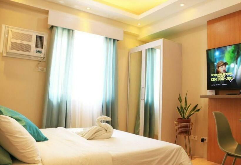 Joyful Hub With Netflix At Sunvida