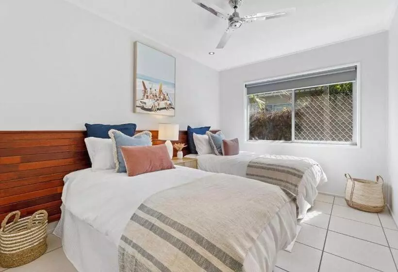 Seagrass   Pacific Ave   Tranquil Beautifully Styled Home