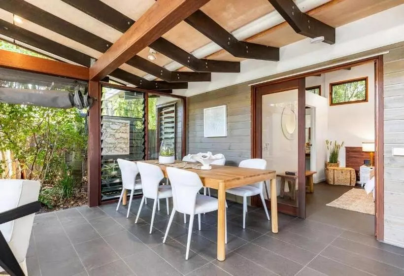 Seagrass   Pacific Ave   Tranquil Beautifully Styled Home