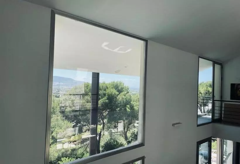 Villa Leo