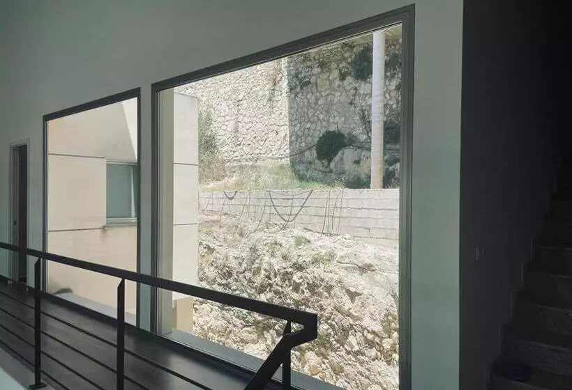 Villa Leo