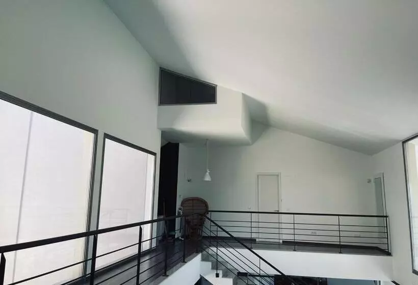 Villa Leo