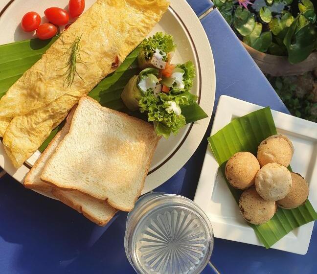 تختخواب و صبحانه Kinn Stay50 Bangkok