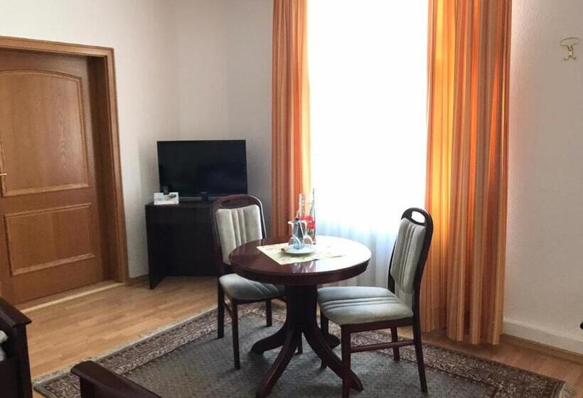 酒店 Restaurant Kranefoer