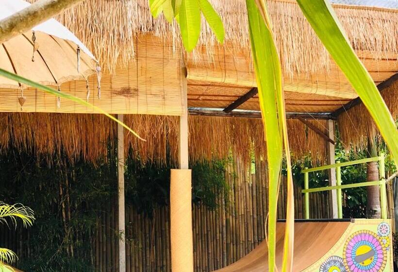 هتل Sriyana Uluwatu