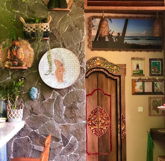 هتل Sriyana Uluwatu