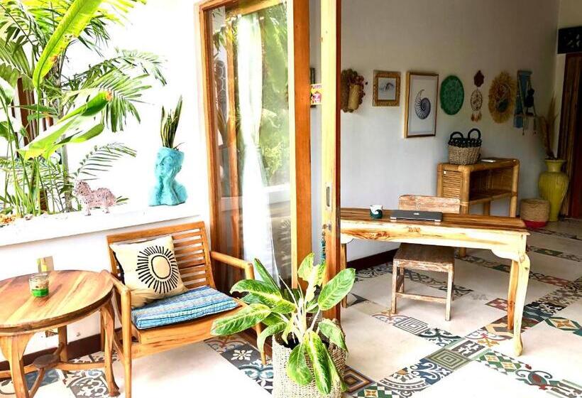 هتل Sriyana Uluwatu