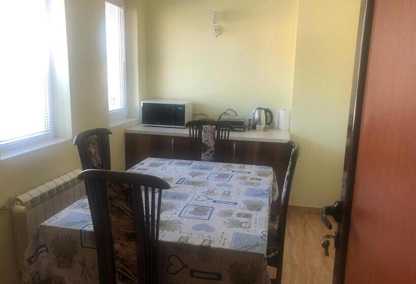 پانسیون къща за гости радина