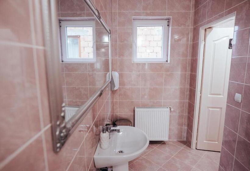 פנסיון Casa Daiana