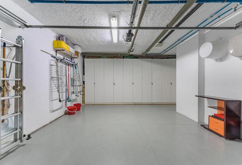 Townhouse With Three Bedrooms