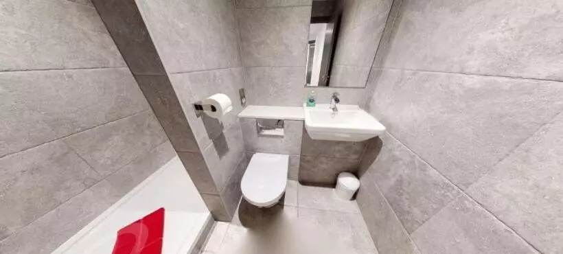 2 The View Apartments Ilfracombe   Seafront, Parking, Lift, Ev