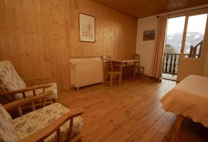Aamiaismajoitus (B&B) Le Vieux Chalet