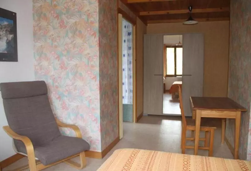 Aamiaismajoitus (B&B) Le Vieux Chalet