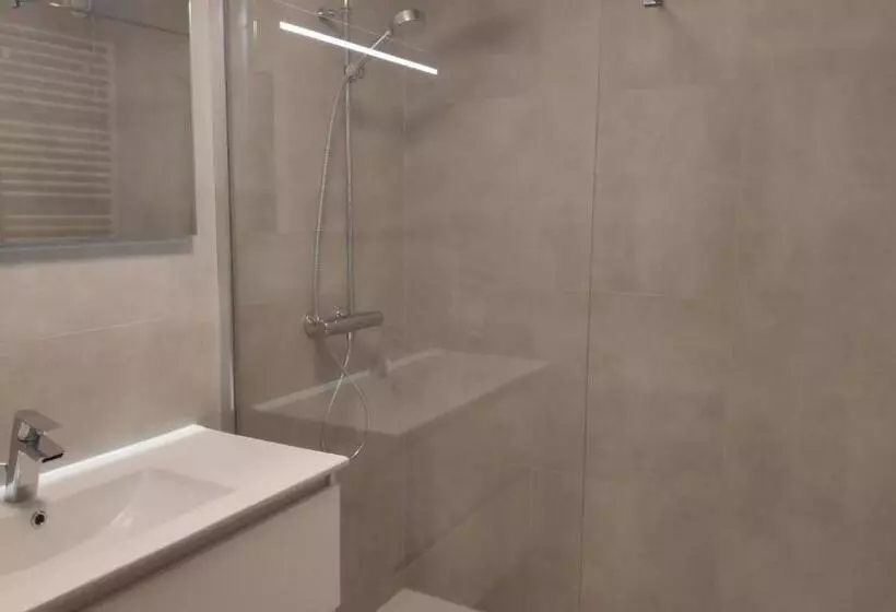 Blutsyde Promenade Encanto