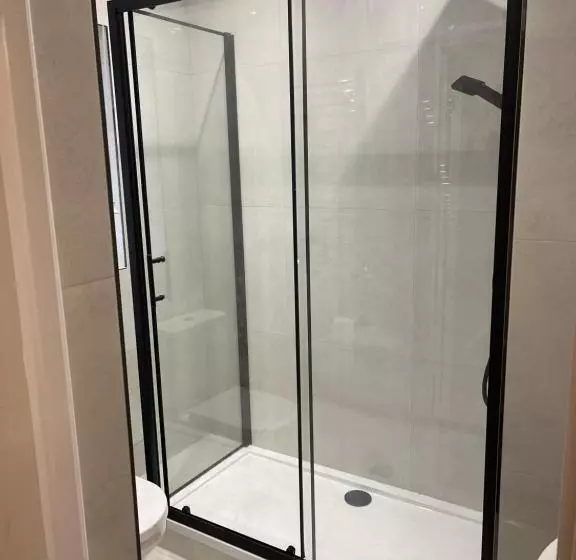 2 Bedroom Apartment Ground Floor Eastbourne Town Centre