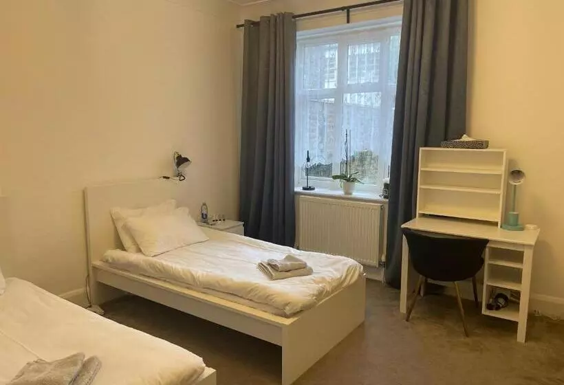 2 Bedroom Apartment Ground Floor Eastbourne Town Centre