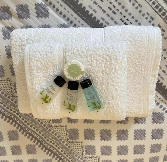 2 Bedroom Apartment Ground Floor Eastbourne Town Centre