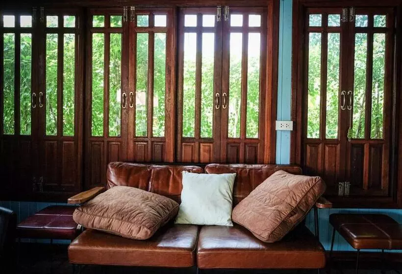 ホテル โรงแรมบ้านเพิ่มสุข อิมแพ็ค เมืองทอง